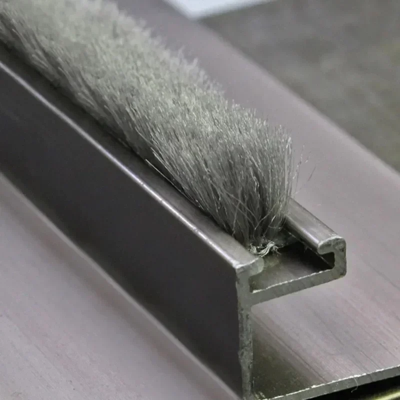 10M  Sealing Brush Strip Alumi - مراجعة Window Lock Bar وسعره