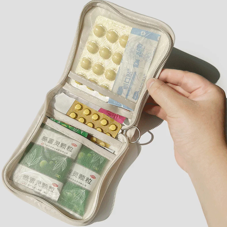 Zippered Pocket Medicine Bag O - مراجعة First Aid Bag Kit وسعره
