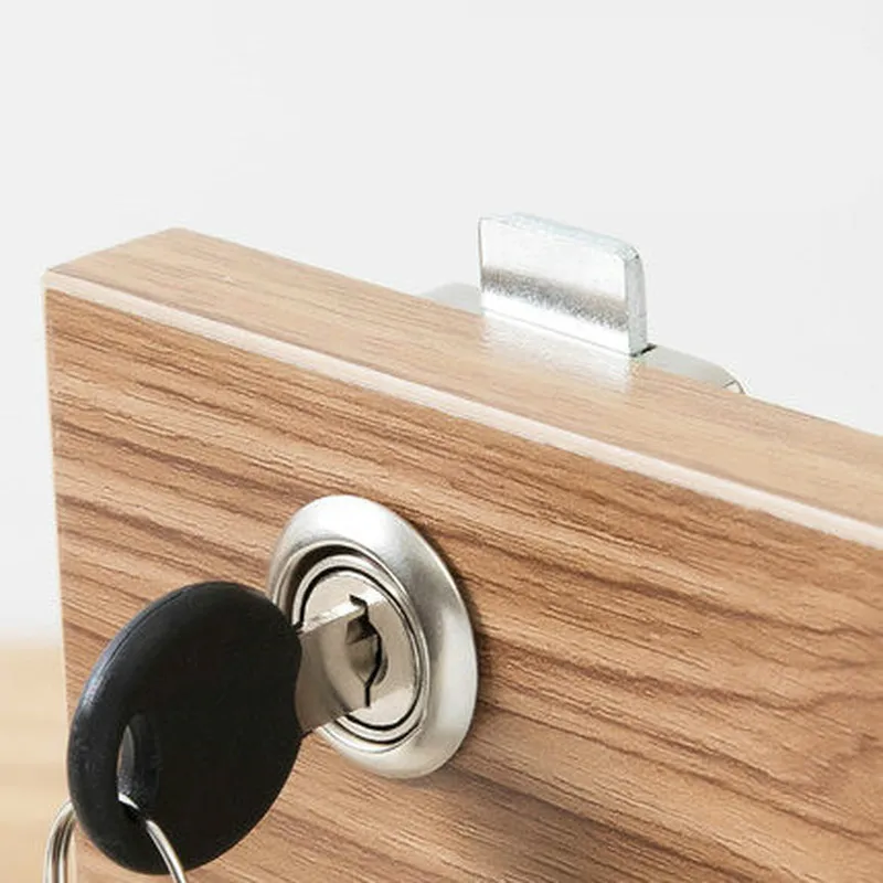 136 138-22mm Lock Core Desk Dr - مراجعة Medicine Cabinet Lock وسعره